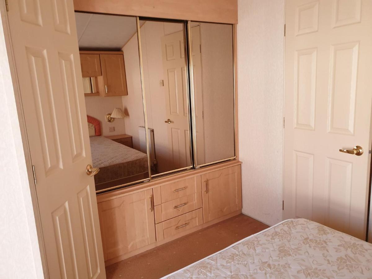 Jasmine'S Retreat - Pet Friendly, Ingoldmells Appartement Buitenkant foto