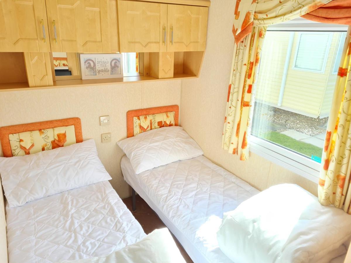 Jasmine'S Retreat - Pet Friendly, Ingoldmells Appartement Buitenkant foto